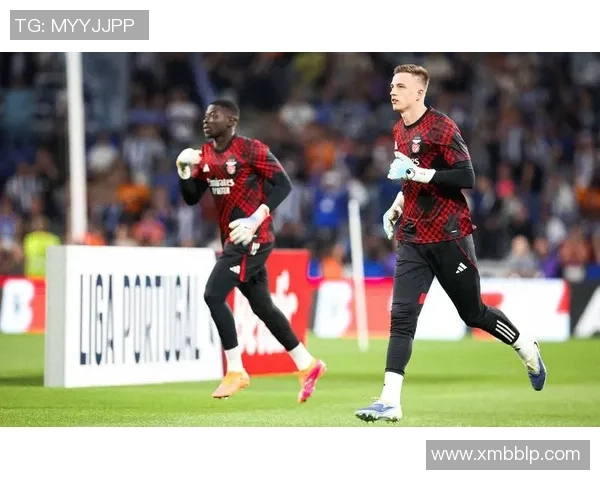 穆帅复活术:本菲卡信仰,逆袭之魂重燃!